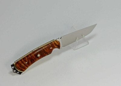 18 Finished knife showing sculpted crown