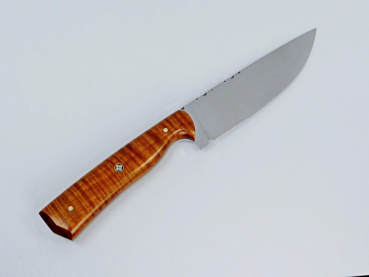 W35 Hunting Knife with flame maple handle